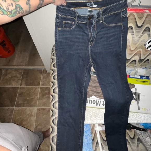 Blue jeans - Picture 2 of 2